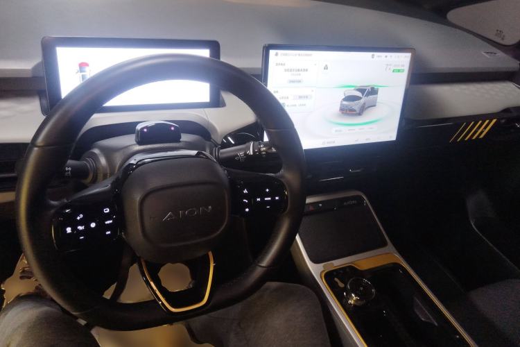 Used AION Y 2022 70 Tech Edition Lithium Iron Phosphate
