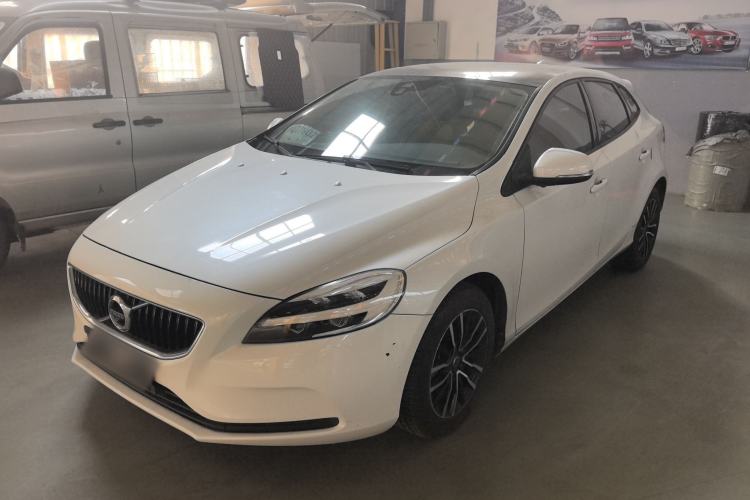 Used Volvo V40 2017 T3 Zhiyi Edition