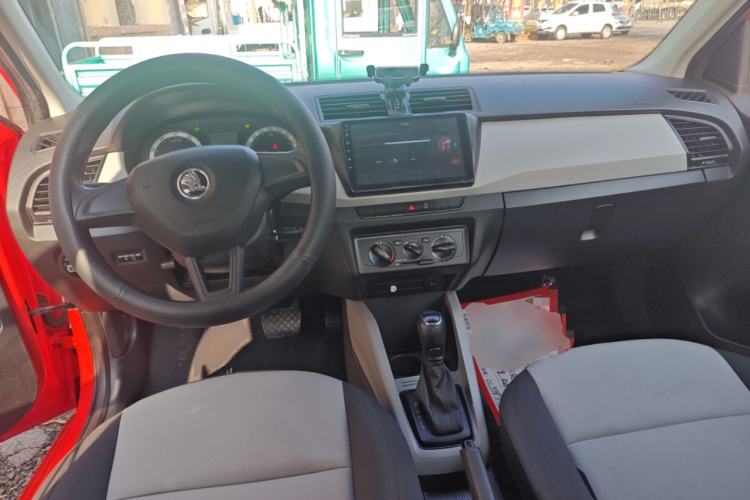 Used Skoda Fabia 2017 1.4L Automatic Car Enjoy Edition
