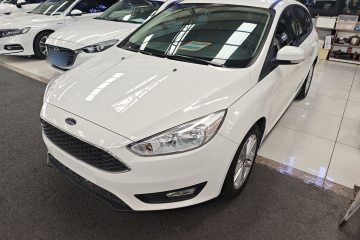 Used Ford Focus 2018 Hatchback Classic 1.6L Automatic Trendy SmartDrive Edition