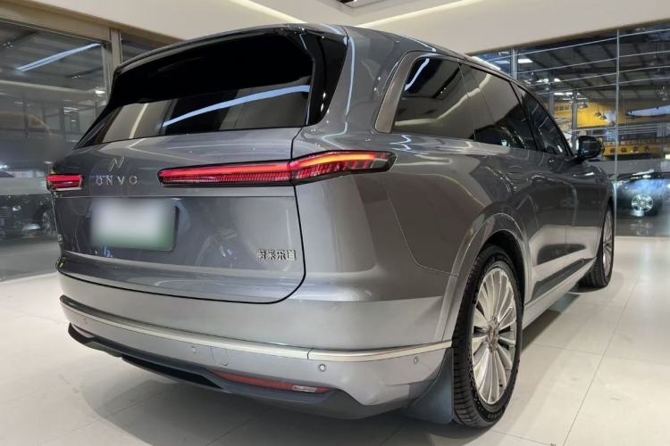 Used ONVO Luxeed L90 2025 Model—Max Six-Seater Version
