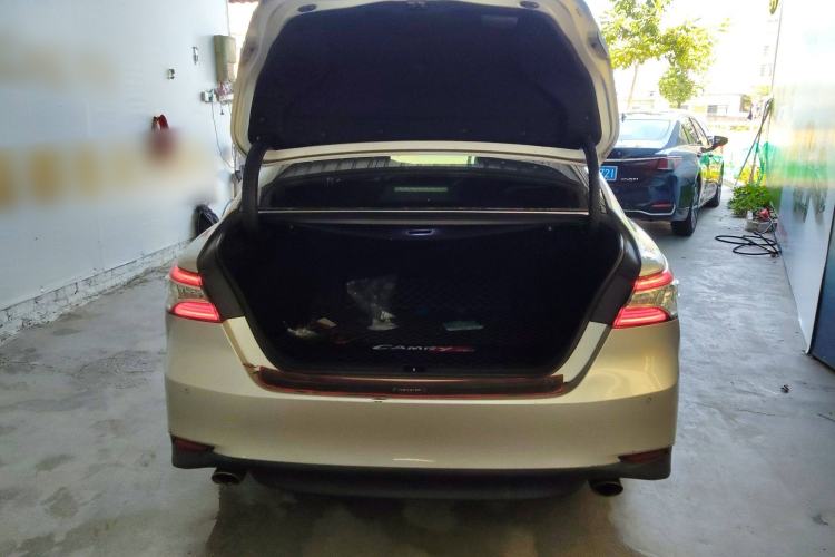 Used Toyota Camry 2018 2.5G Luxury Edition
