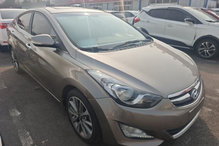 Used Hyundai Elantra 2015 1.6L Automatic Luxury Model