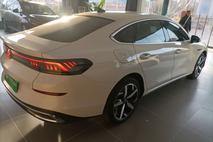 Used Volkswagen Lamando 2023 Lavida L 280TSI DSG Cool & Spicy Edition
