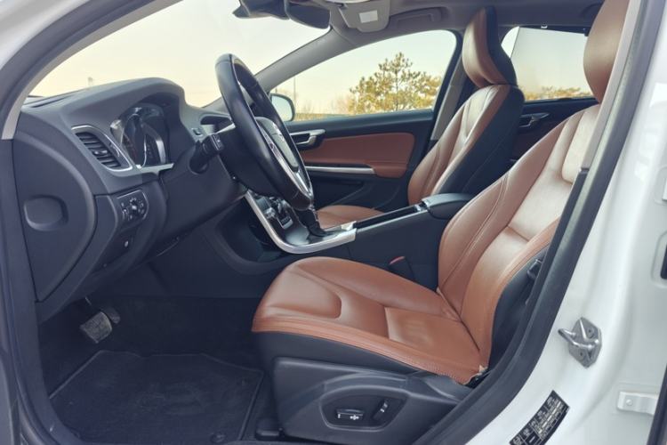 Used Volvo S60 2015 S60L T5 Intelligent Drive Edition
