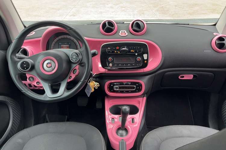 Used  fortwo 2015 1.0L 52 kW Hardtop Passion Edition
