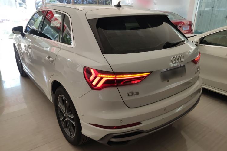 Used Audi Q3 2021 40 TFSI Fashion Dynamic Model
