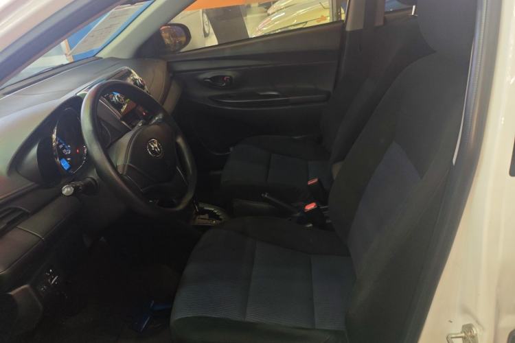 Used Toyota YARiS L 2019 1.5E CVT Dynamic Edition China VI compliant
