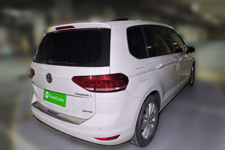 Used Volkswagen Touran 2016 Volkswagen Touran L 280TSI DSG Comfort Edition