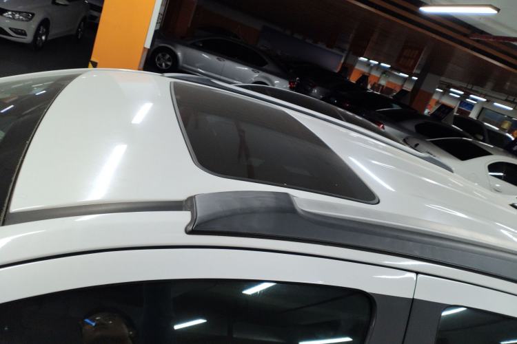 Used Buick Encore 2015 1.4T Automatic Two-Wheel Drive Urban Elite Version