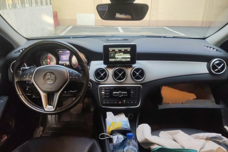 Used Mercedes-Benz GLA 2015 GLA 220 4MATIC Luxury Model
