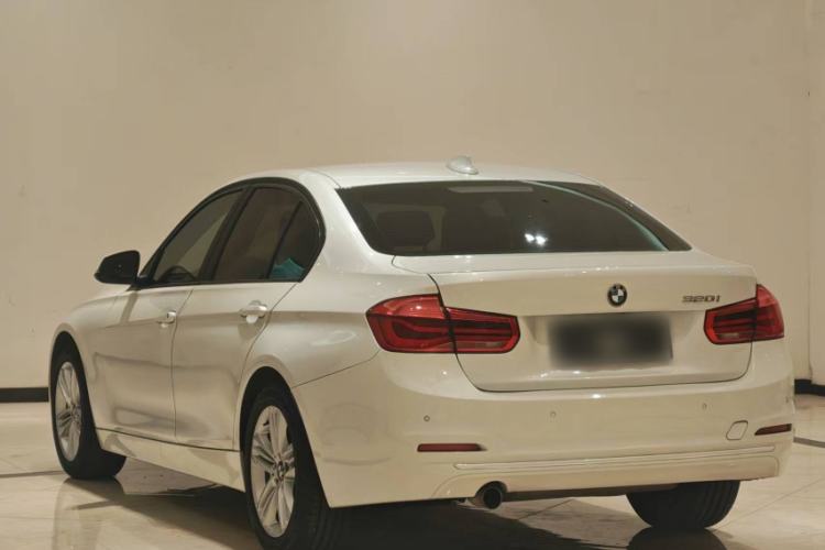Used BMW 3 Series 2016 320i Fashion Model
