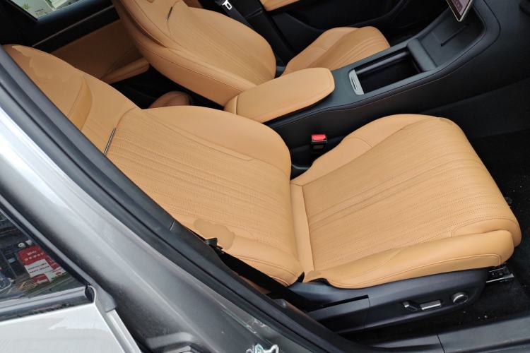 Used  L7 2023 1.5T 115 km Starship
