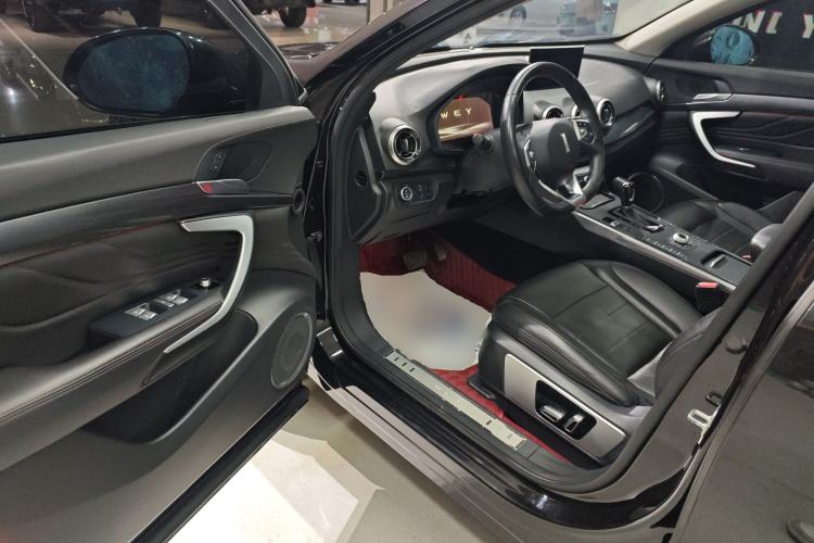 Used Wey VV7 2017 2.0T Luxury Model
