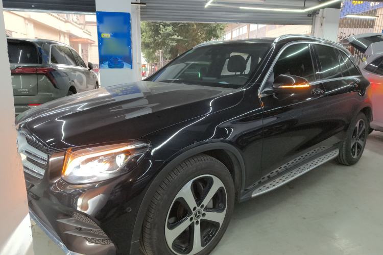 Used Mercedes-Benz GLC 2018 GLC 260 4MATIC Luxury Model
