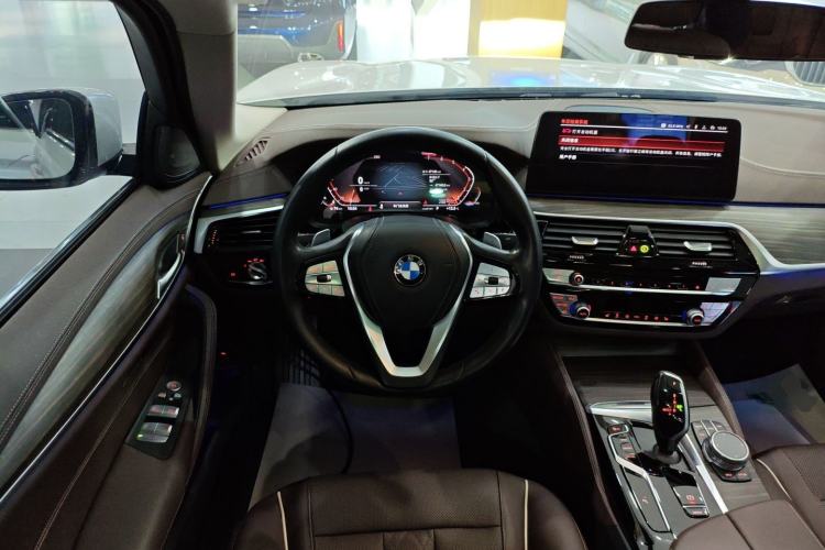 Used BMW 5 Series 2022 530Li Leading Luxury Package
