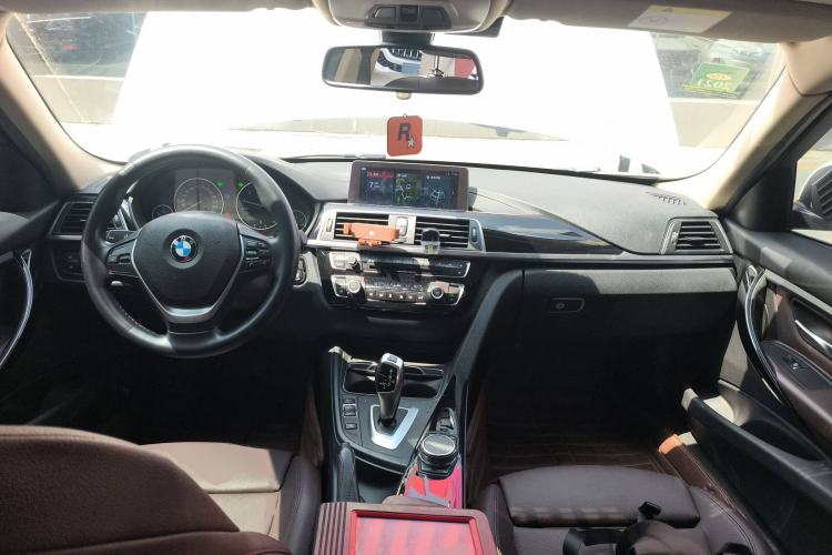 Used BMW 3 Series 2019 320Li Fashion Model
