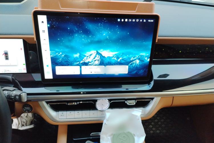 Used Tank 500 New Energy 2023 Hi4-T
