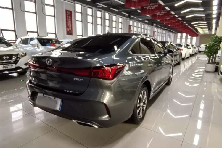 Used Changan Eado 2024 PLUS Blue Whale NE 1.4T GDI DCT High-Energy Edition
