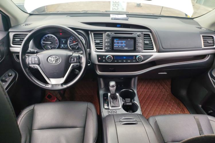 Used Toyota Highlander 2015 2.0T Four-Wheel Drive Luxury Edition 7-Seater