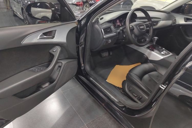 Used Audi A6L 2014 30 FSI Technology Model
