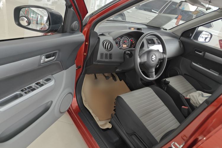 Used Suzuki Swift 2014 1.3L Manual Standard Edition
