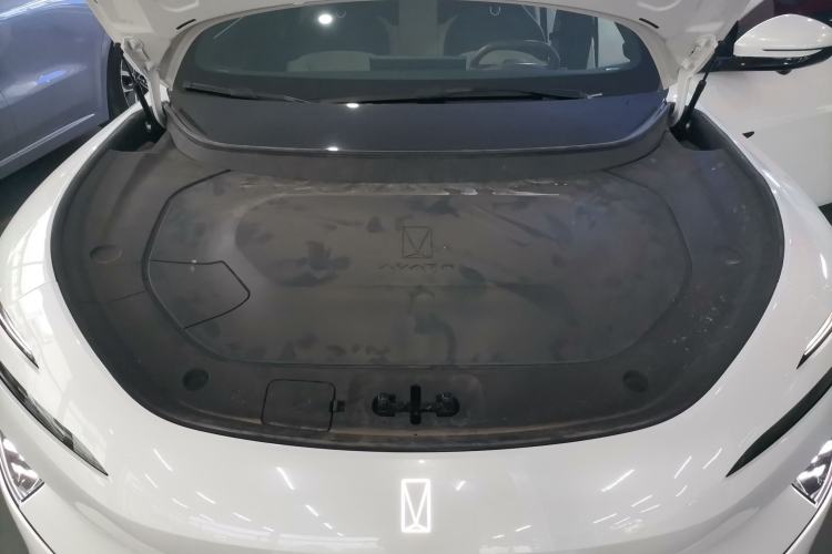 Used  12 2025 Ultra Extended-Range Edition
