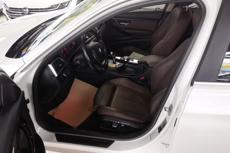 Used BMW 3 Series 2019 320Li Fashion Model
