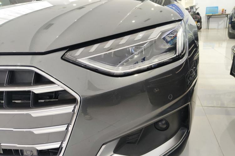 Used Audi A4L 2022 40 TFSI Luxury Prestige Edition
