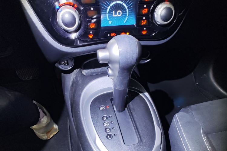 Used Infiniti ESQ 2014 1.6L Spontaneous Edition
