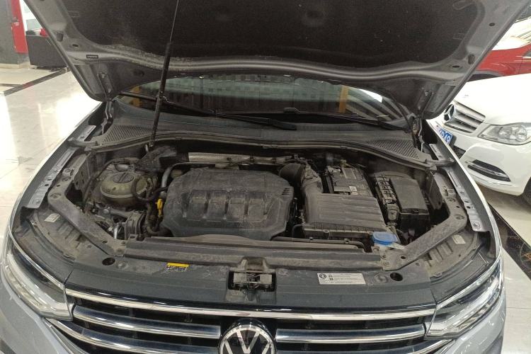 Used Volkswagen Tiguan L 2022 330TSI Automatic Two-Wheel Drive Smart Edition
