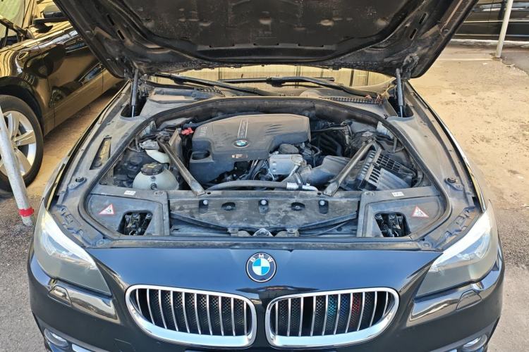 Used BMW 5 Series 2014 525Li Leading Model