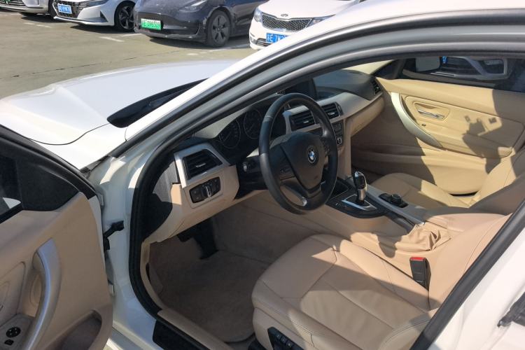 Used BMW 3 Series 2014 320i Sport Edition
