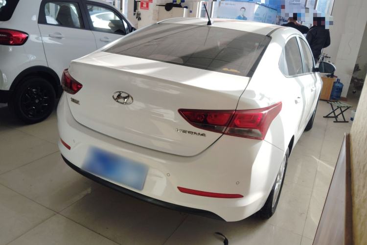Used Hyundai Verna 2016 1.4L Automatic Cool Edition GLS
