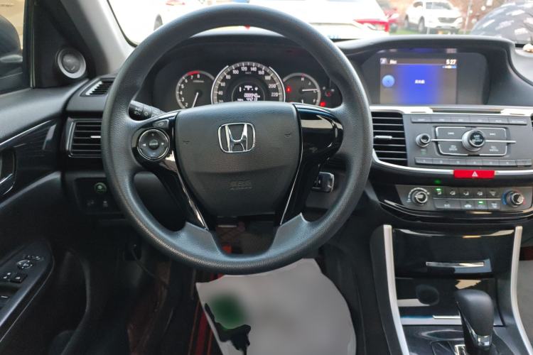 Used Honda Accord 2016 2.0L Comfort Edition
