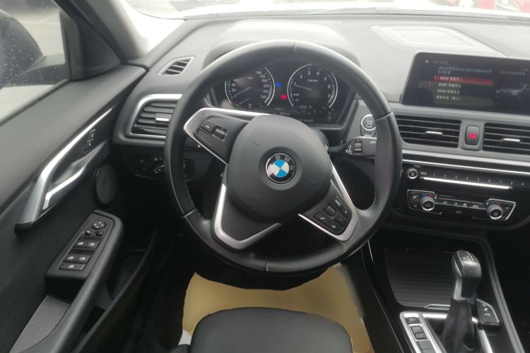 Used BMW 1 Series 2018 Facelifted 118i Design Package Edition
