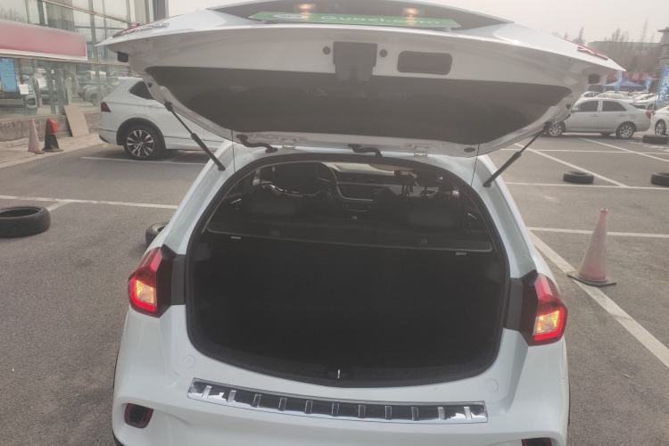 Used Geely Auto Vision X3 2017 1.5L Automatic Prestige Model
