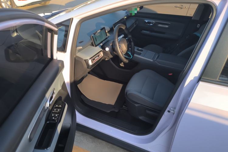 Used AION Y 2023 Plus 510 Enjoy Edition