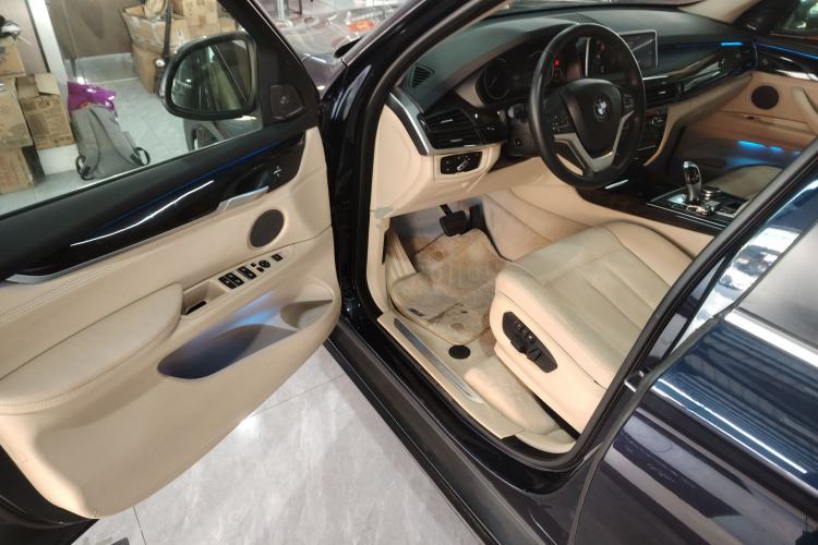 Used BMW X5 2015 xDrive28i
