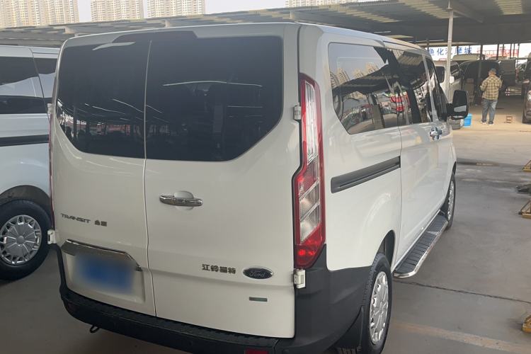 Used Ford Transit 2019 2.0T Gasoline Automatic Multi-Function Commercial Vehicle Short Wheelbase Low Roof 6-Seater China VI Standard
