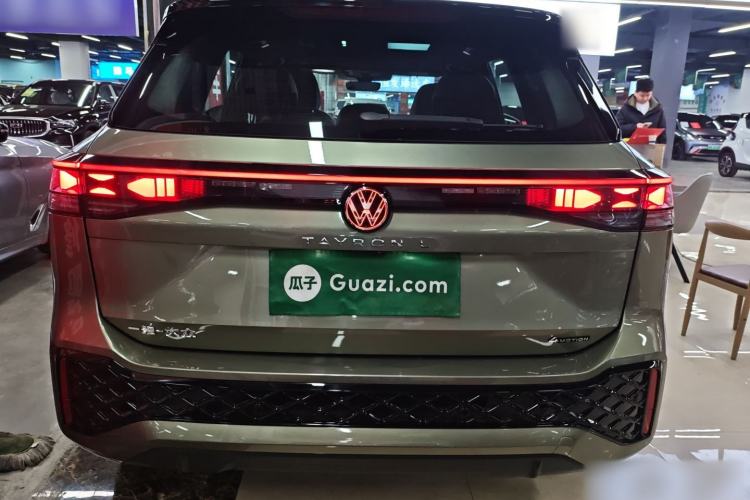 Used Volkswagen Tayron 2025 Tiguan L 380TSI 4Motion Luxury
