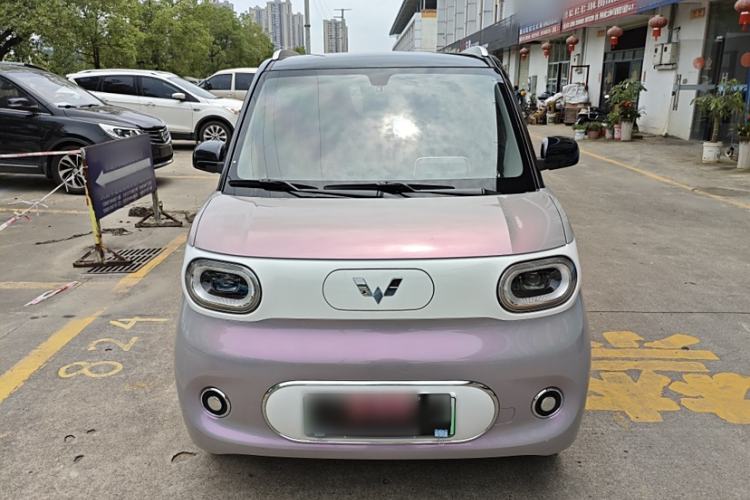 Used Wuling Hongguang MINIEV 2024 3rd Generation 215km Advanced Version
