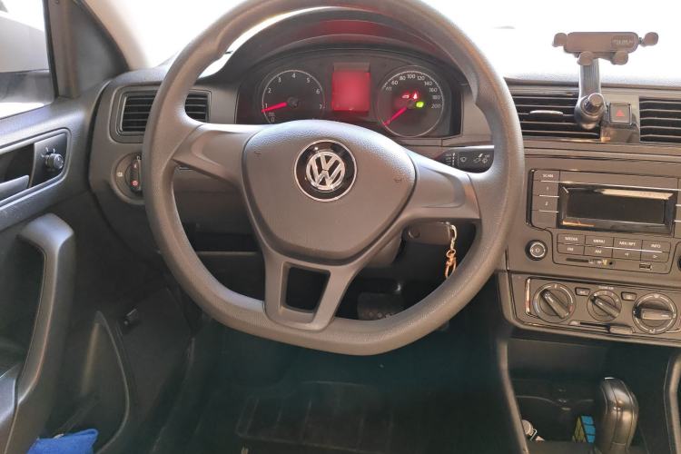 Used Volkswagen Santana 2016 1.6L Automatic Fashion Edition
