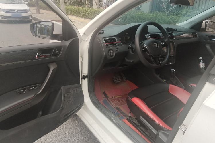 Used Volkswagen Santana 2018 Haval H9 1.5L Automatic Comfort Edition