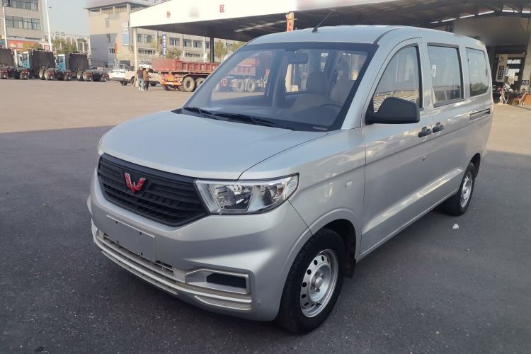 Used Wuling Hongguang V 2022 1.5L Jingqu Version Hydraulic Power Steering LAR