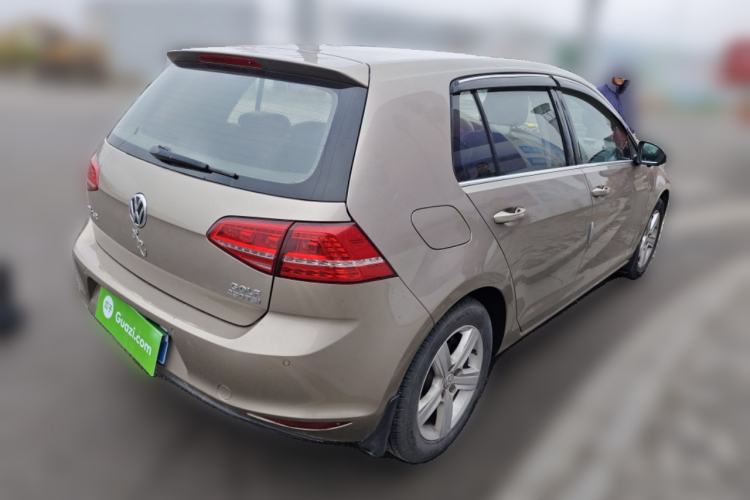 Used Volkswagen Golf 2016 230TSI Automatic Comfort Version
