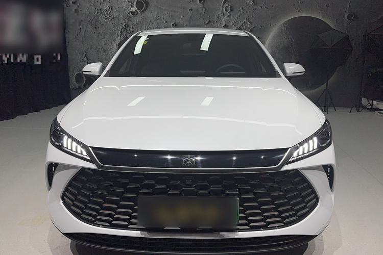 Used BYD Qin PLUS 2025 DM-i Smart Drive 55KM Leading Model
