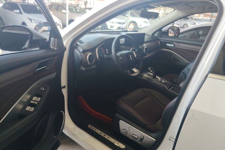 Used Wey VV6 2020 2.0T Two-Wheel Drive Smart Protection+
