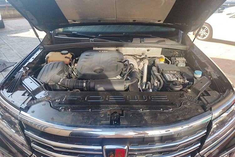 Used Roewe RX8 2019 30T Smart Connectivity Two-Wheel Drive Supreme Flagship Edition
