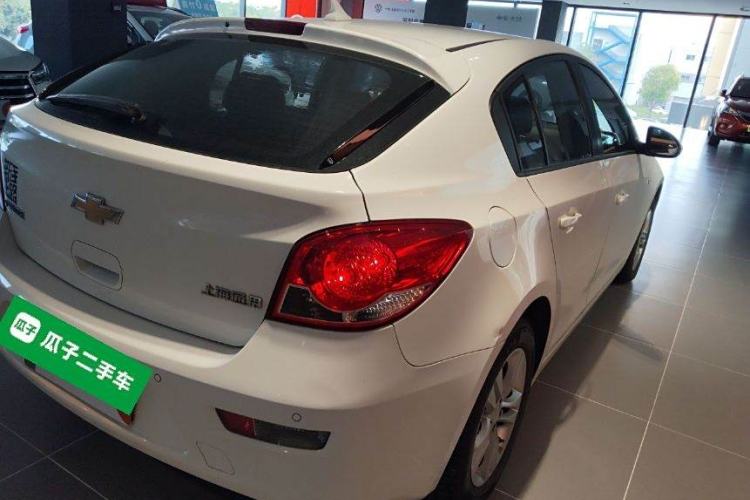 Used Chevrolet Cruze 2013 Hatchback 1.6L Automatic Luxury Model
